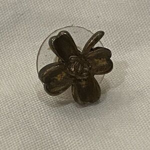 Chanel four leaf clover single earring